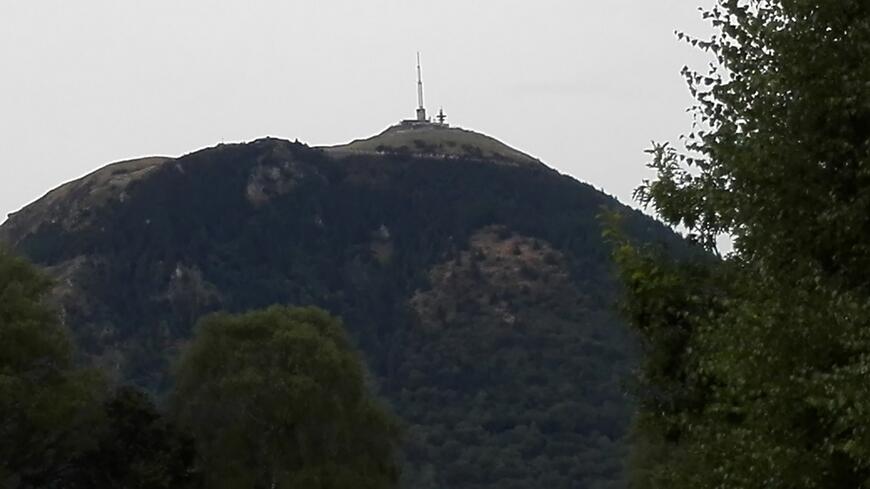 Le Puy de Dôme est en vue Le Puy de Dôme est en vue
